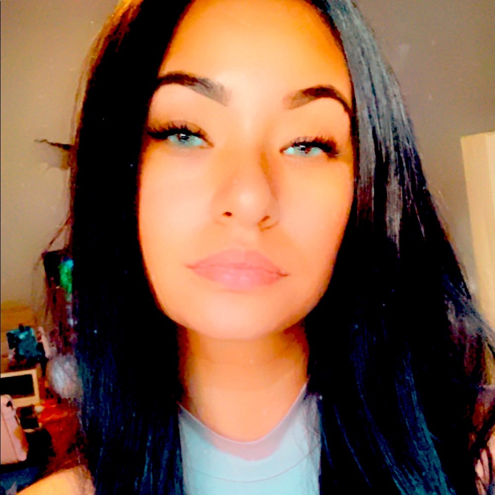 Meet your Posher, Jessica